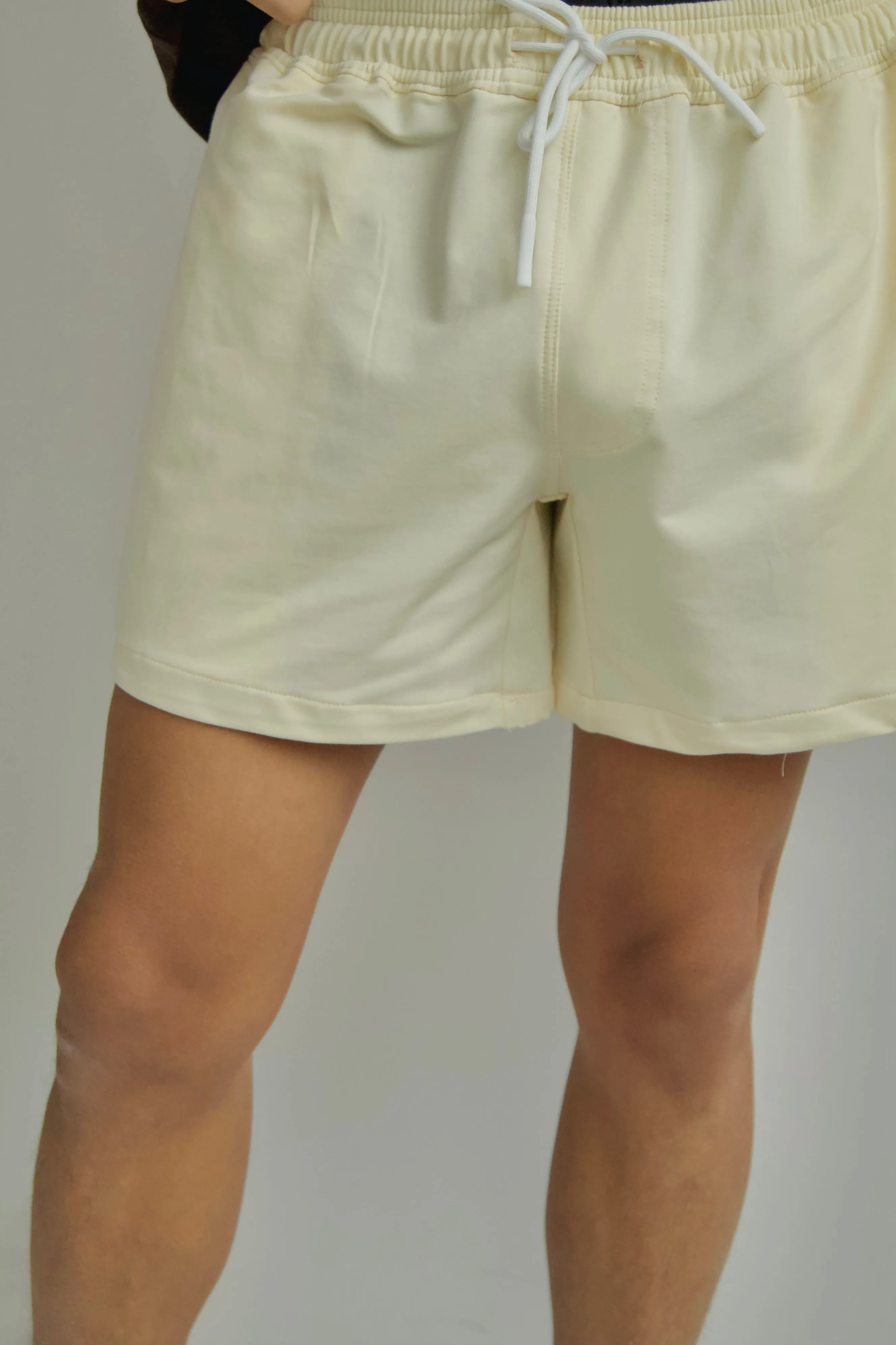 CLASSIC SHORT LENGTH SHORTS