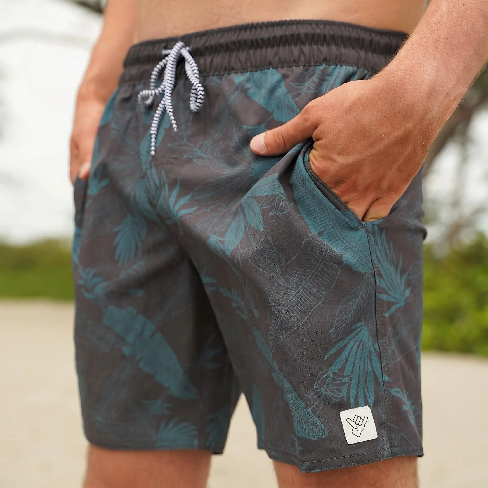 Fiji Elastic Elastic Volley Shorts