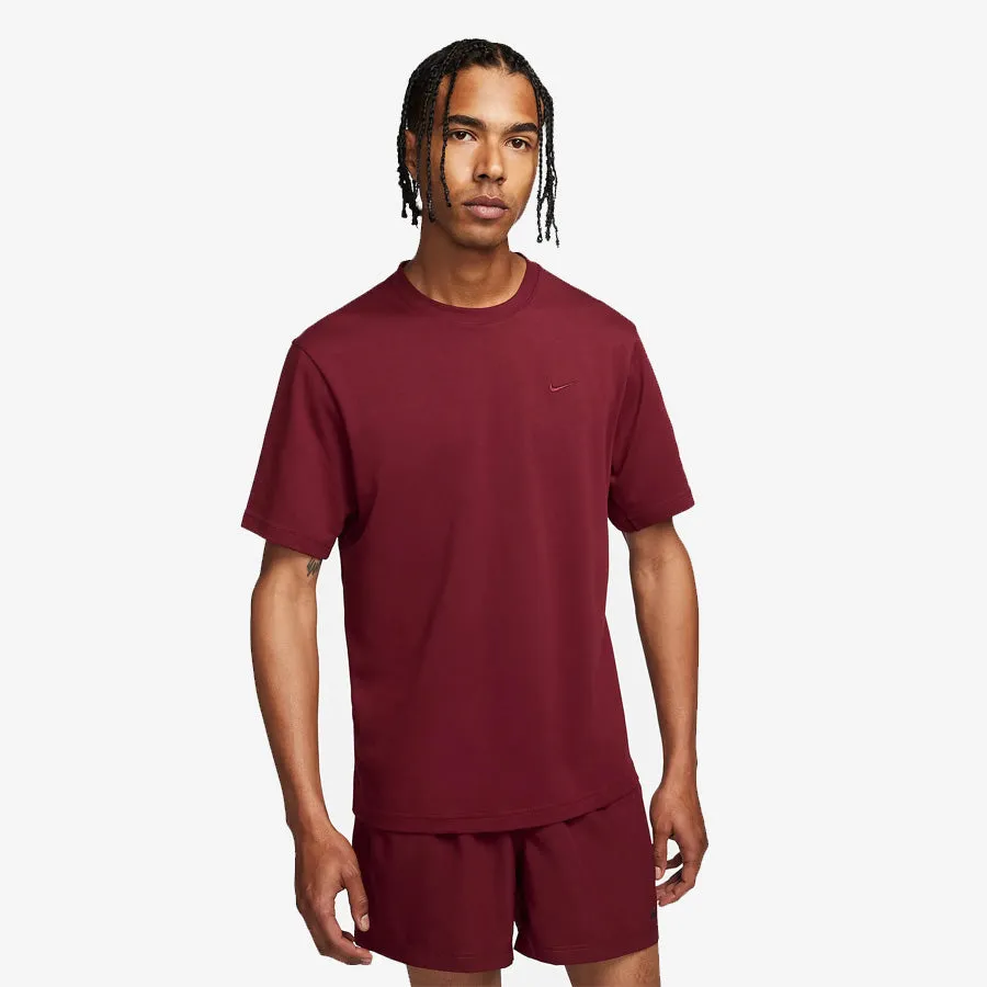 Nike Primary SS Tee (Dark Team Red)